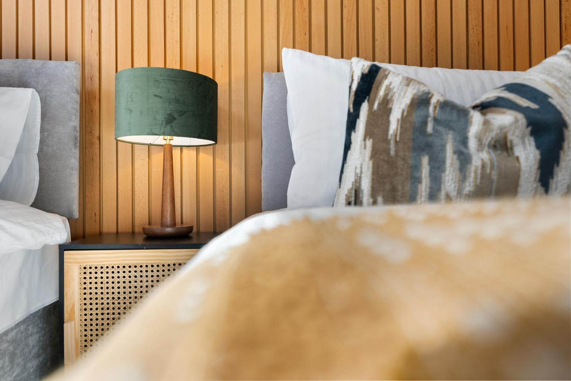 4-Bedroom Stunning Luxe, Spacious & Stylish Design House Bolton, Sleeps 11, With Parking Central Bolton, Links To Manchester, Pet-Friendly, Best For Groups! Work Contractors And Summer Special Offer! - By Blue Puffin Stays Farnworth Dış mekan fotoğraf